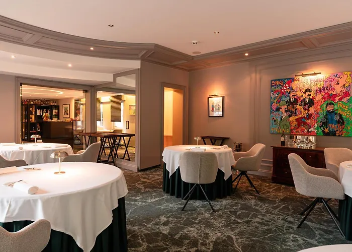 Archibald De * Echternach